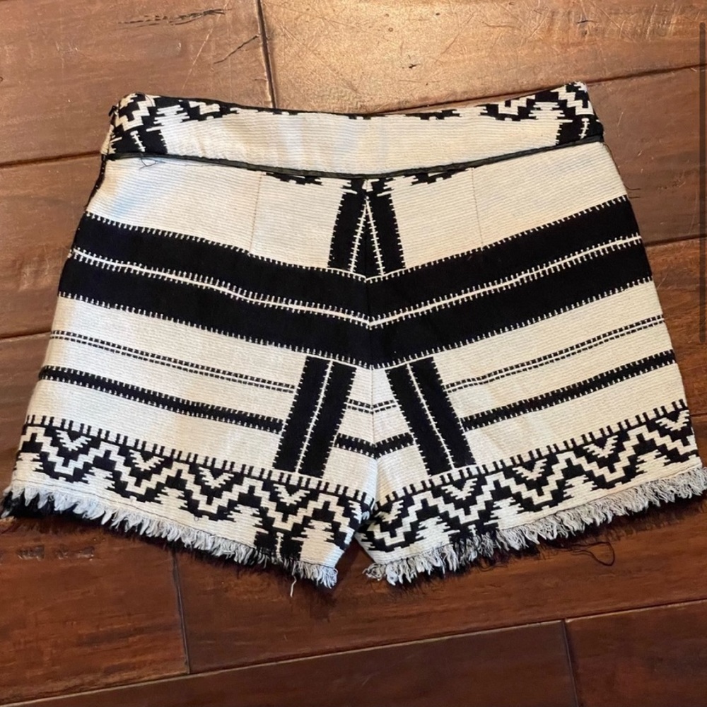 Bershka Morocco Skort Size 2/4 - Picture 3 of 9